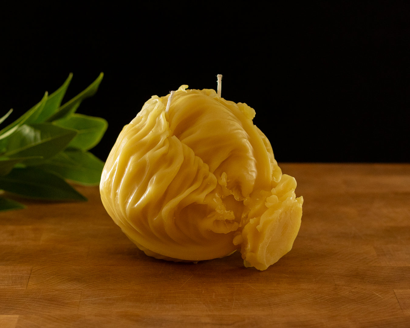 Cabbage Beeswax Candle